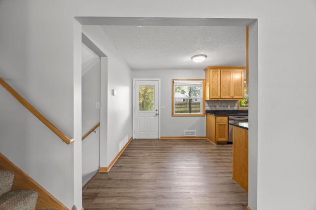 2910 114th Avenue NW, Coon Rapids, MN 55433