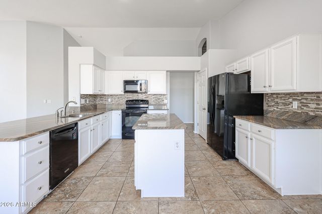 11518 W PALM BROOK Drive, Avondale, AZ 85392