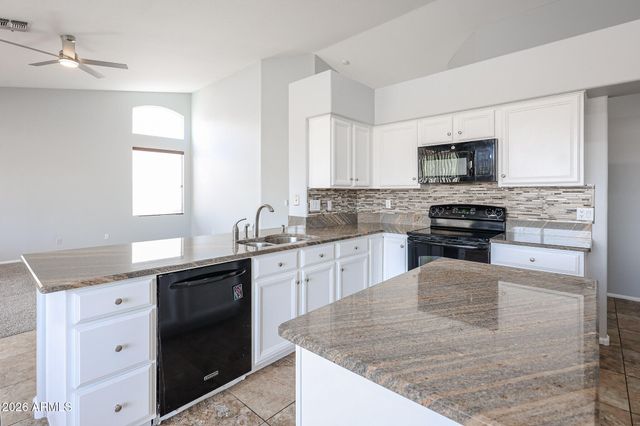 11518 W PALM BROOK Drive, Avondale, AZ 85392