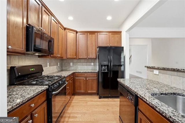 736 Pecan Knoll Drive 7, Mariet, GA 30008