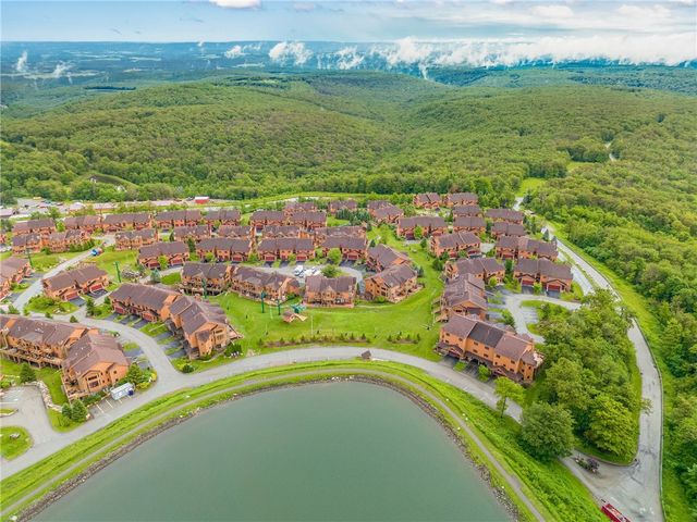 454 Southwind Circle, Seven Springs Resort, PA 15622