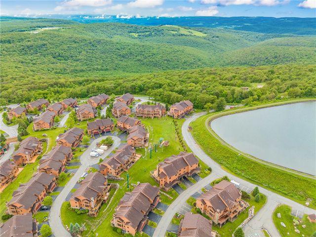 454 Southwind Circle, Seven Springs Resort, PA 15622