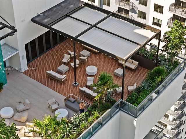 11 NE 6th St 2406, Miami, FL 33132
