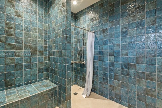 11 NE 6th St 2406, Miami, FL 33132