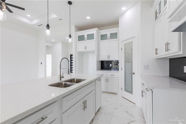 915 Pecan Street, Alton, TX 78573