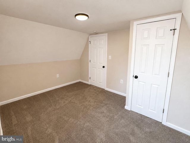 82 CENTRAL AVE, Morrisville, PA 19067