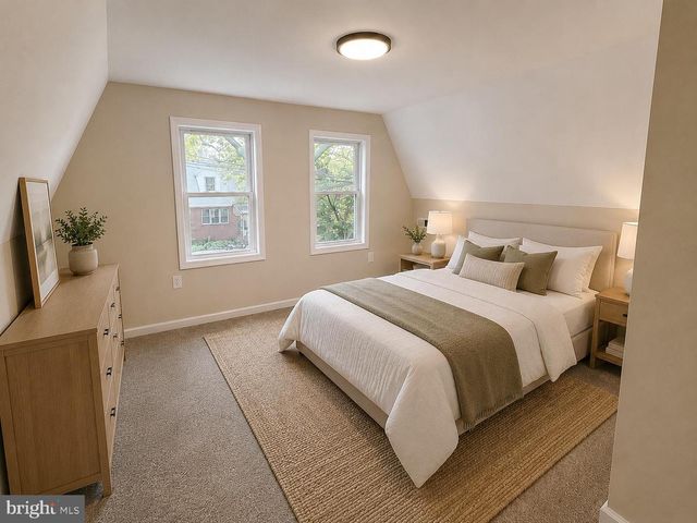 82 CENTRAL AVE, Morrisville, PA 19067