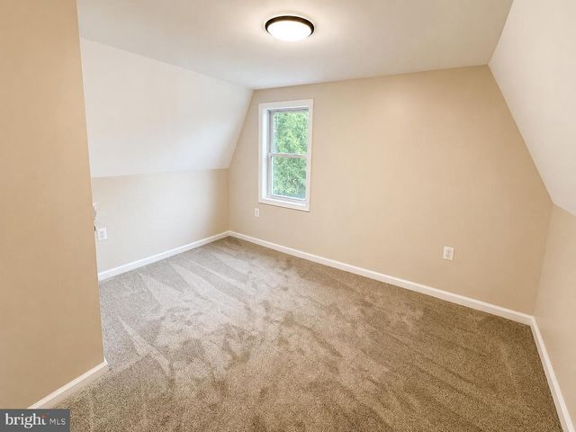 82 CENTRAL AVE, Morrisville, PA 19067