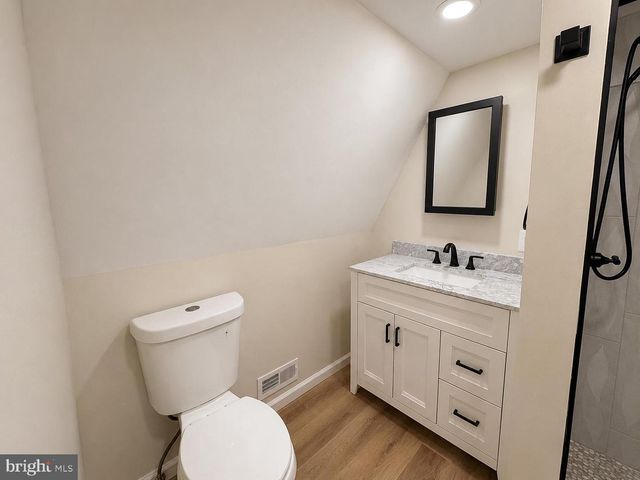 82 CENTRAL AVE, Morrisville, PA 19067