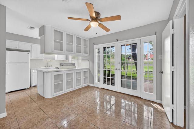 263 Merribrook Trail, Duncanville, TX 75116