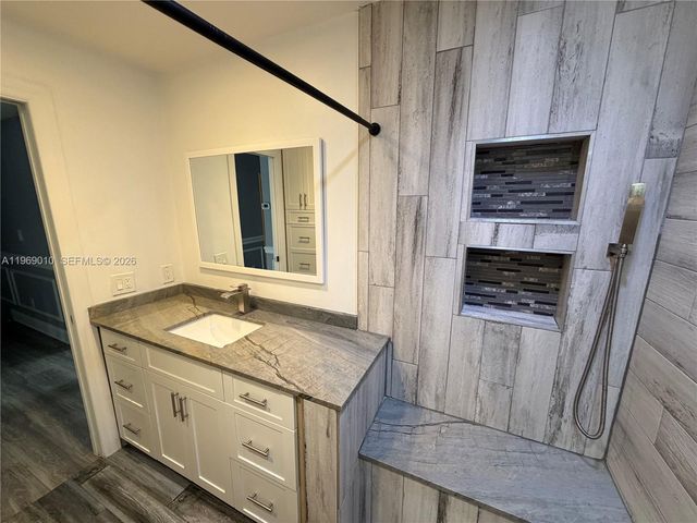 853 NW 81st Ter, Plantation, FL 33324