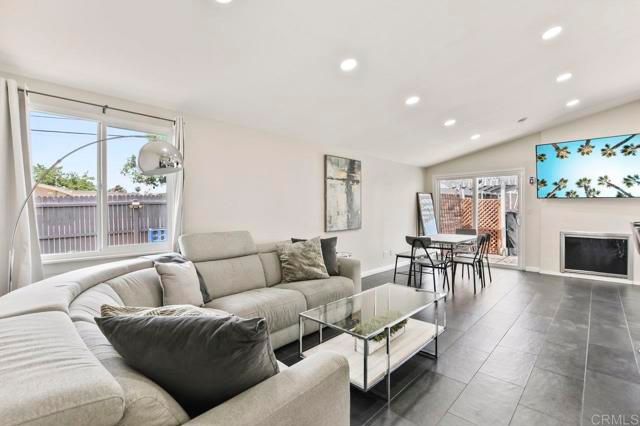 9452 Larrabee Avenue, San Diego, CA 92123