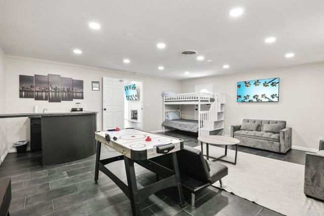 9452 Larrabee Avenue, San Diego, CA 92123