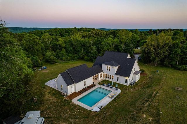200 Waters Drive, Ringgold, GA 30736
