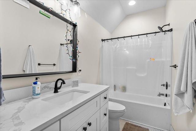 200 Waters Drive, Ringgold, GA 30736