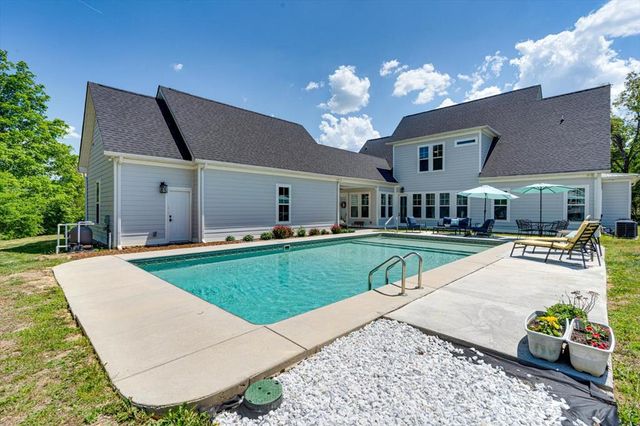 200 Waters Drive, Ringgold, GA 30736