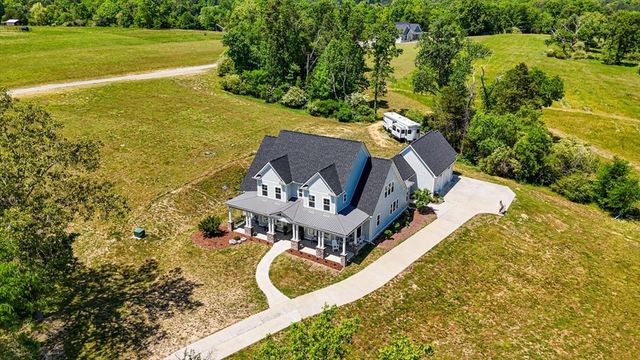200 Waters Drive, Ringgold, GA 30736
