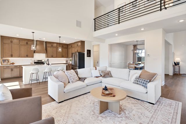 15 HUGHETTA ST, Oakland, TN 38060