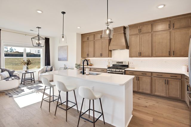 15 HUGHETTA ST, Oakland, TN 38060