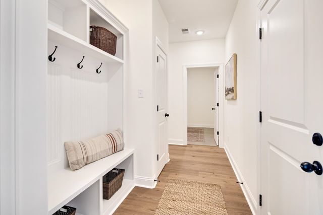 15 HUGHETTA ST, Oakland, TN 38060