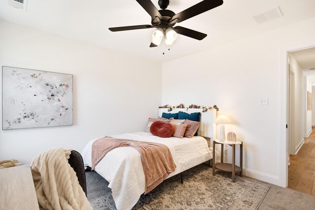 15 HUGHETTA ST, Oakland, TN 38060