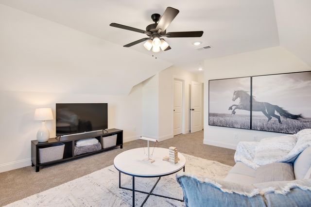 15 HUGHETTA ST, Oakland, TN 38060