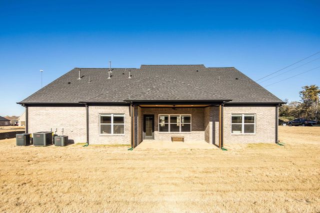 15 HUGHETTA ST, Oakland, TN 38060