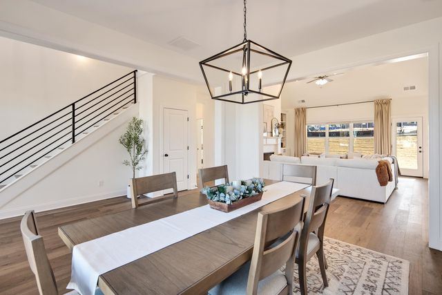 15 HUGHETTA ST, Oakland, TN 38060