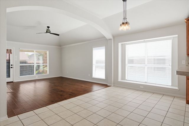 617 Catalpa Road, Fort Worth, TX 76131