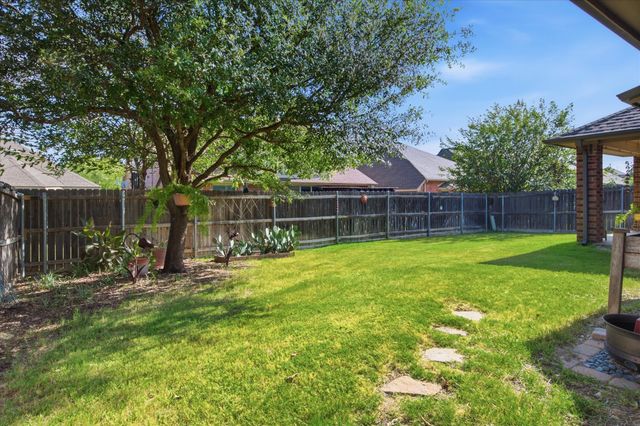 617 Catalpa Road, Fort Worth, TX 76131