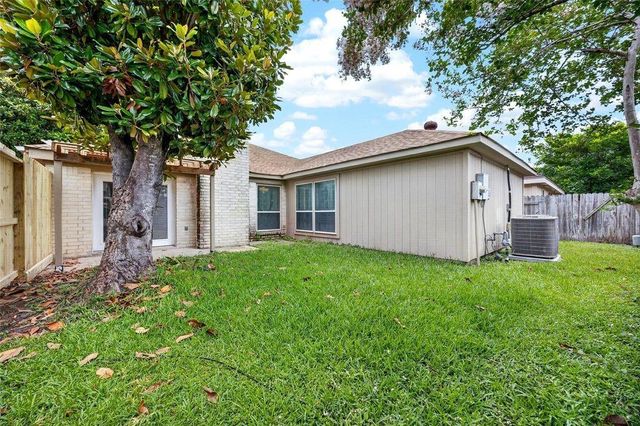11103 Bellerive Drive, Houston, TX 77072