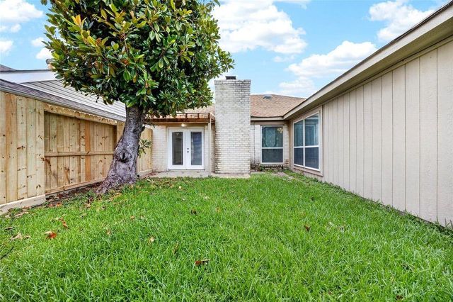 11103 Bellerive Drive, Houston, TX 77072