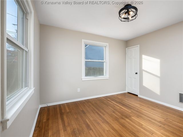 600 Churchill Drive, Charleston, WV 25314