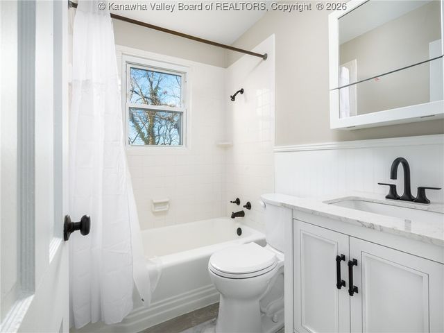 600 Churchill Drive, Charleston, WV 25314