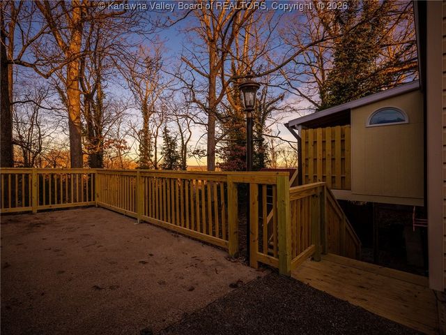 600 Churchill Drive, Charleston, WV 25314