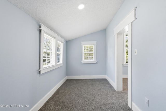205 E 1ST Street, Jacksonville, FL 32206