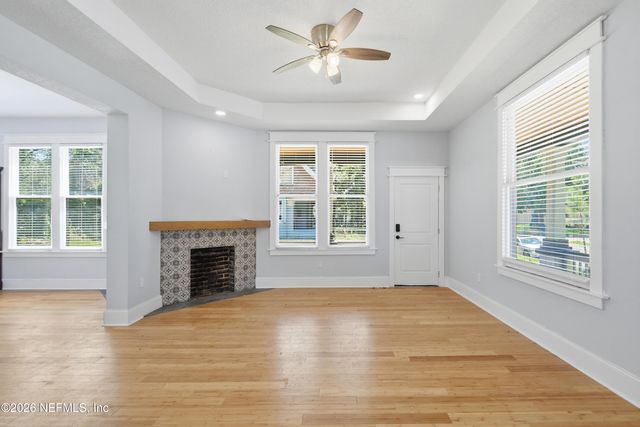 205 E 1ST Street, Jacksonville, FL 32206