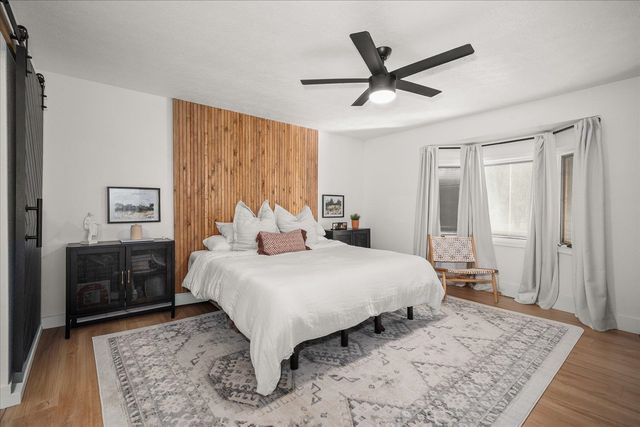 18010 N Saddle hill Rd, Colbert, WA 99005