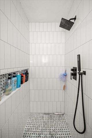 18010 N Saddle hill Rd, Colbert, WA 99005