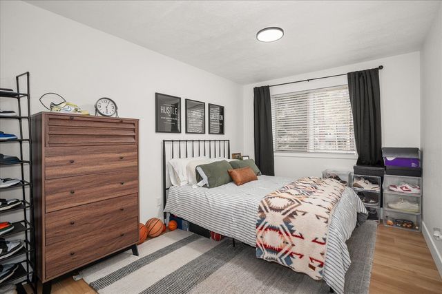 18010 N Saddle hill Rd, Colbert, WA 99005