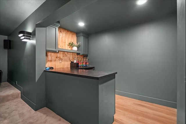 18010 N Saddle hill Rd, Colbert, WA 99005