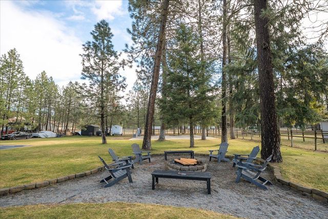 18010 N Saddle hill Rd, Colbert, WA 99005