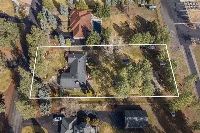 18010 N Saddle hill Rd, Colbert, WA 99005