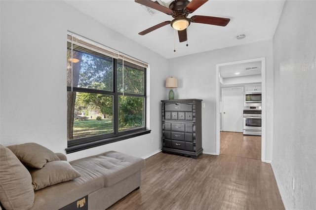 2122 N Dobbs, Harrah, OK 73045
