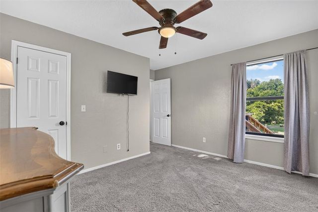 2122 N Dobbs, Harrah, OK 73045