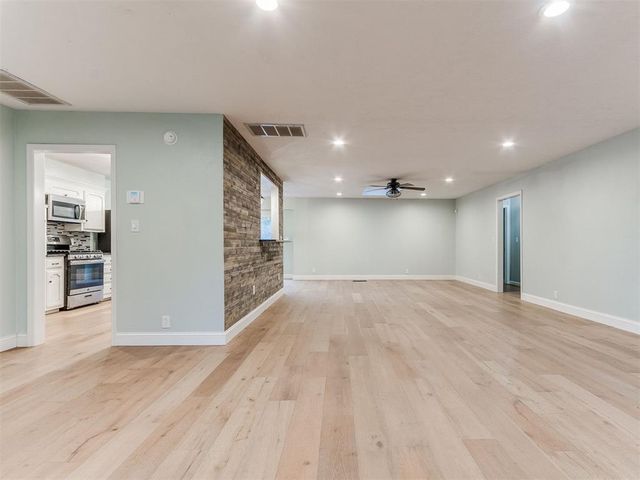 1428 Cinderella Avenue, Norman, OK 73072