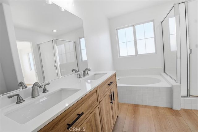 13522 Island Palms, Sylmar, CA 91342