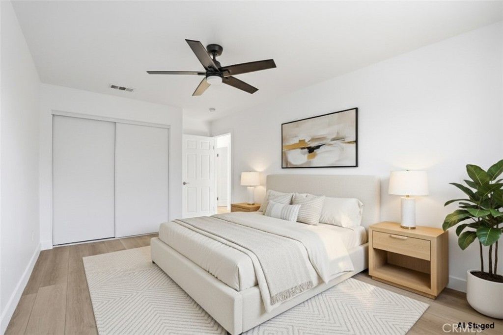 Image 21 of property listing at 13522 Island Palms, Sylmar, CA 91342