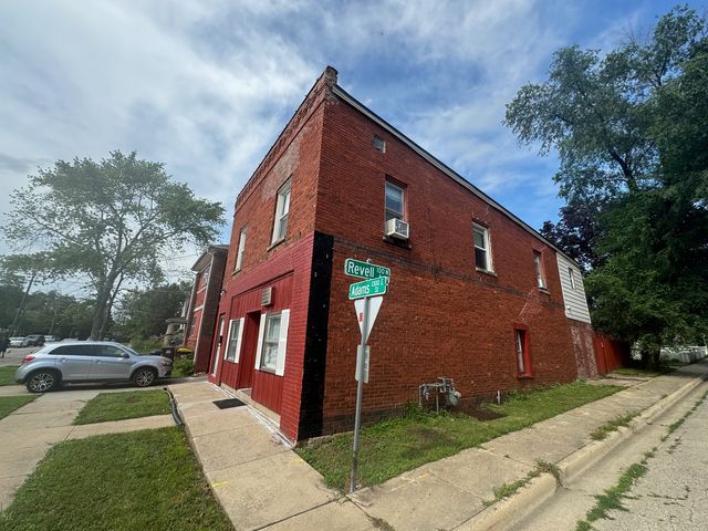 201 Adams Street, Rockford, IL 61107