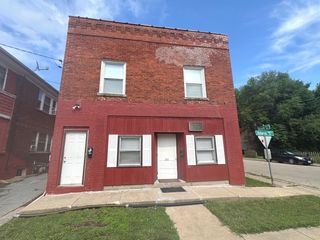 201 Adams Street, Rockford, IL 61107